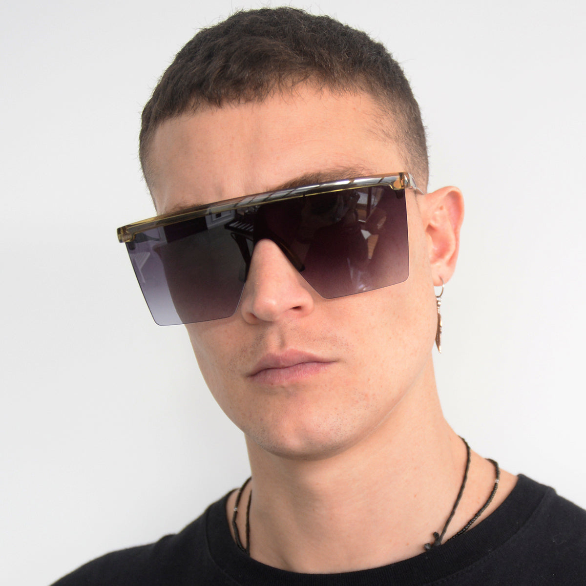 Moscow - Metal Olive - Grey Gradient Lens
