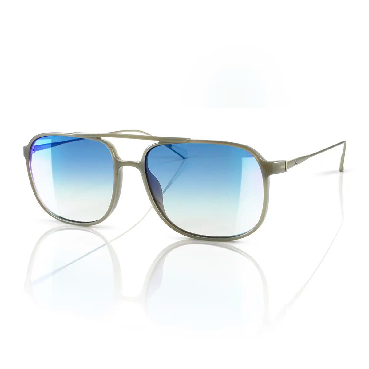 Caravan - Milky Brown - Gradient Blue Lens - Detail view - INFINIT Eyewear