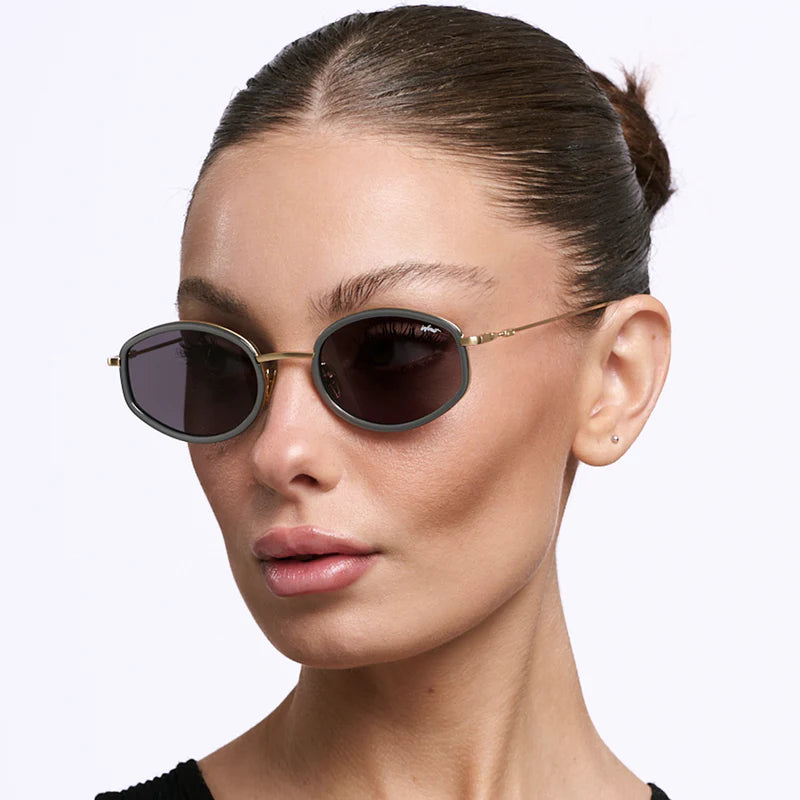 Kate - Pearl Grey - Grey Lens