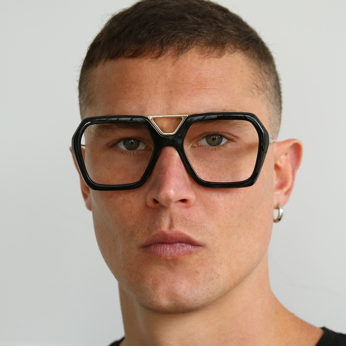 LONDON - Black Shiny Lens Smoke Gradient