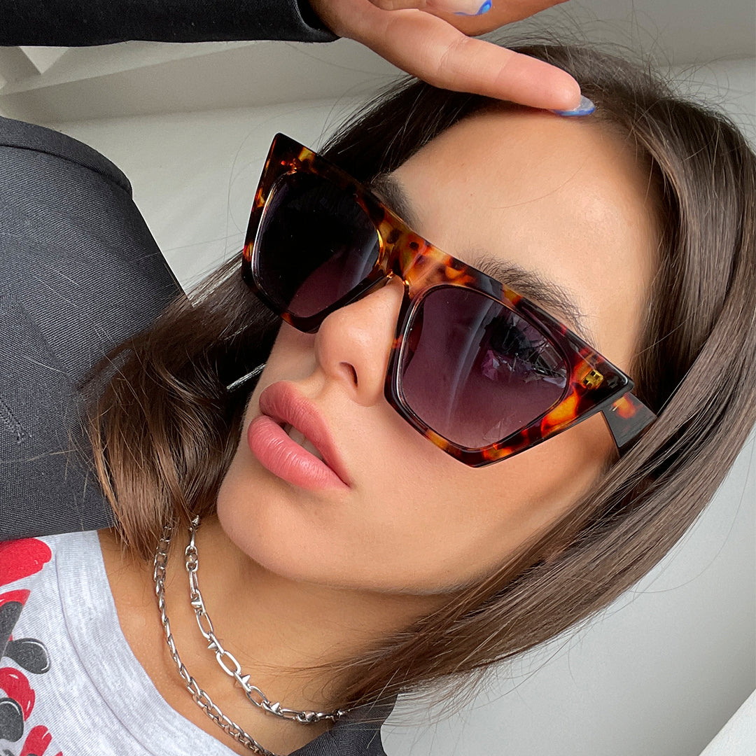 Cancun - Tortoise - Grey Gradient Lens