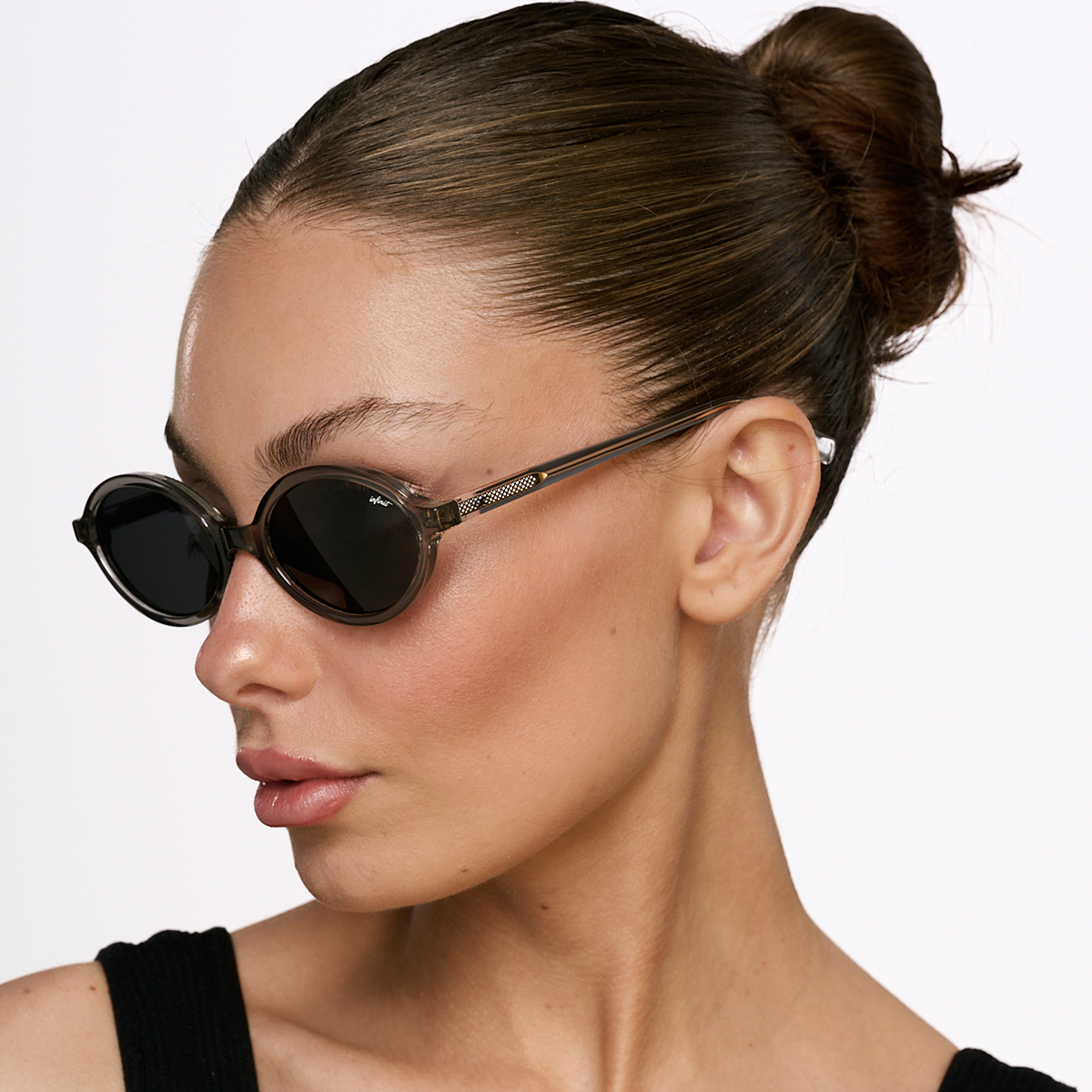 Fokus - Light Gray - Gray Lens