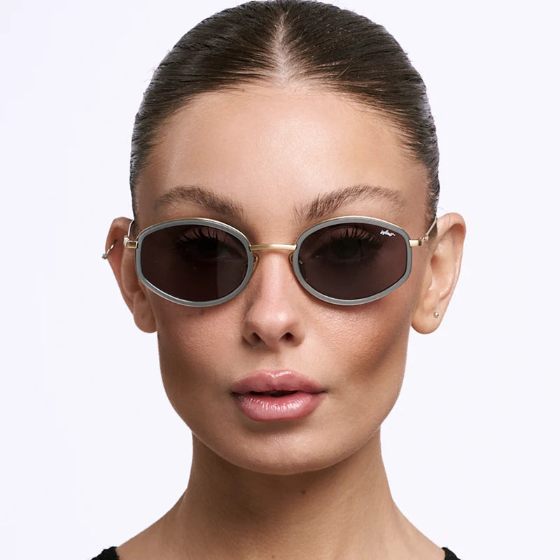 Kate - Pearl Grey - Grey Lens