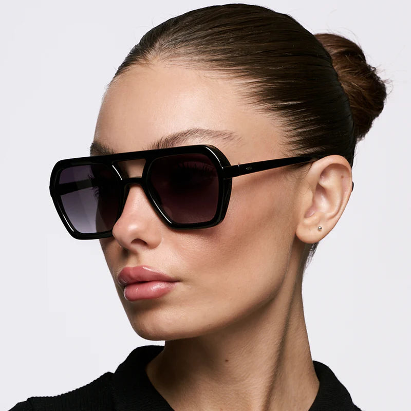 Lyon - Black Shiny - Grey Gradient Lens