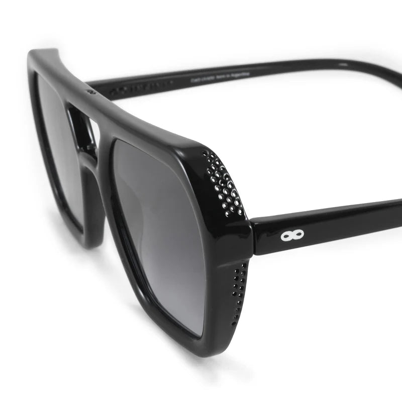 Lyon - Black Shiny - Grey Gradient Lens