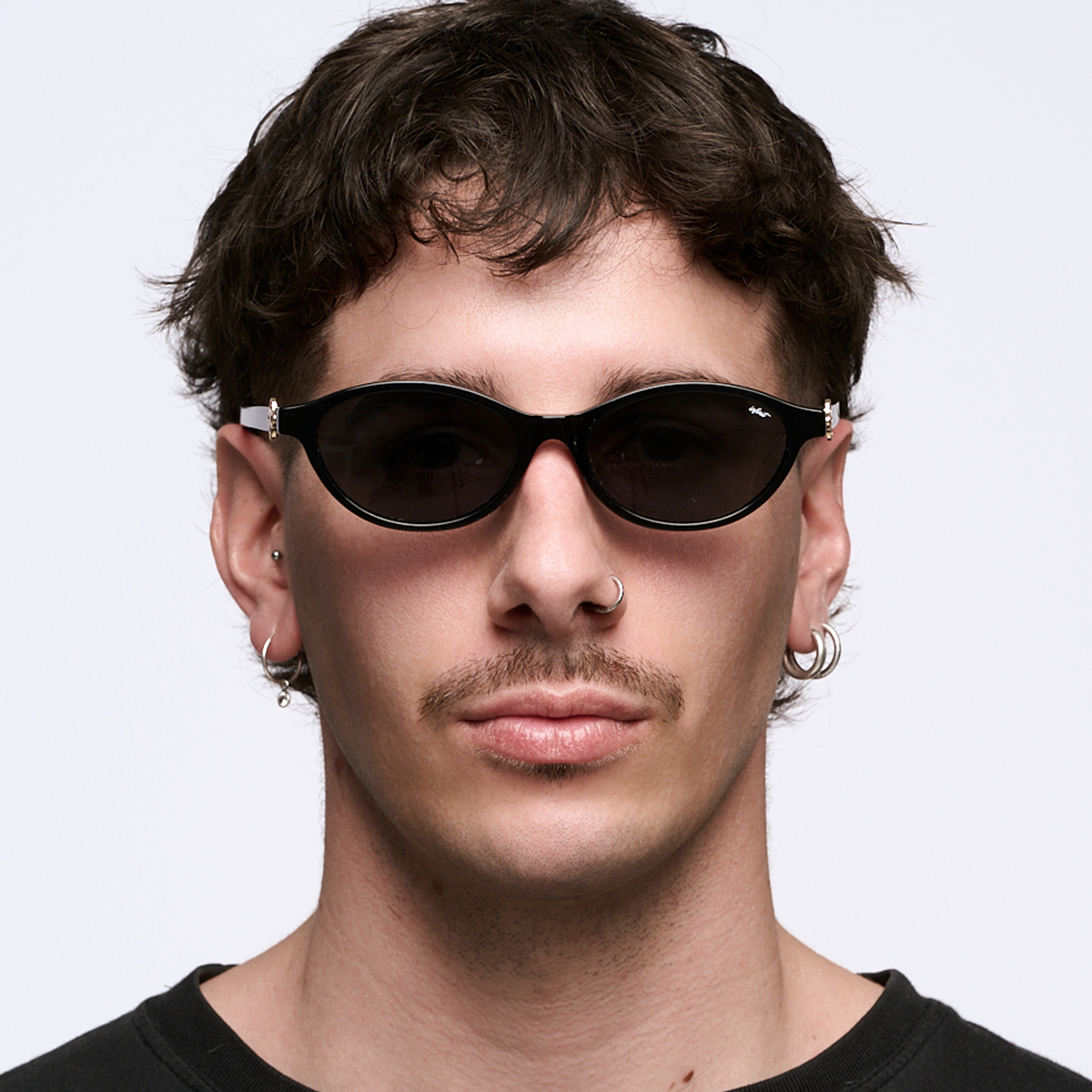 Naomi - Glossy Black - Gray Gradient Lens