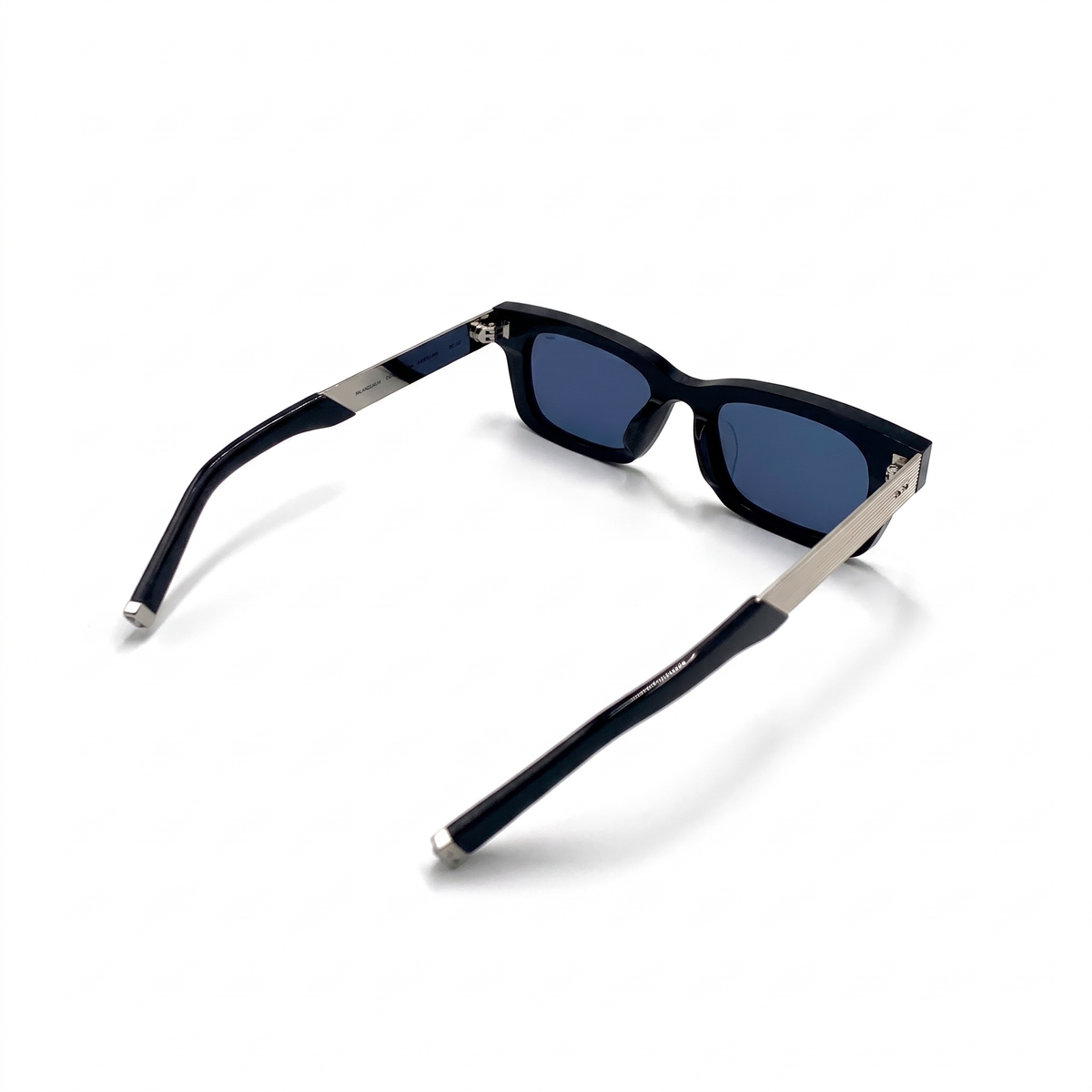 Rich Silver Blue Lens