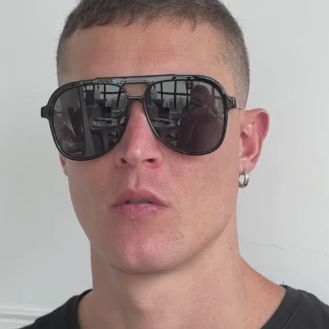 sunglasses-infinit-triple-xxx-black-shiny-lens-grey-polarized