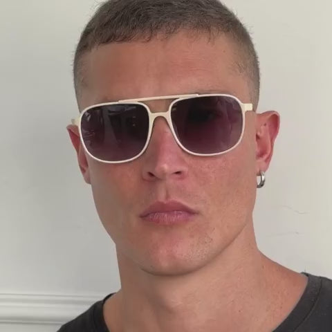 sunglasses-infinit-caravan-black-shiny-lens-grey-gradient